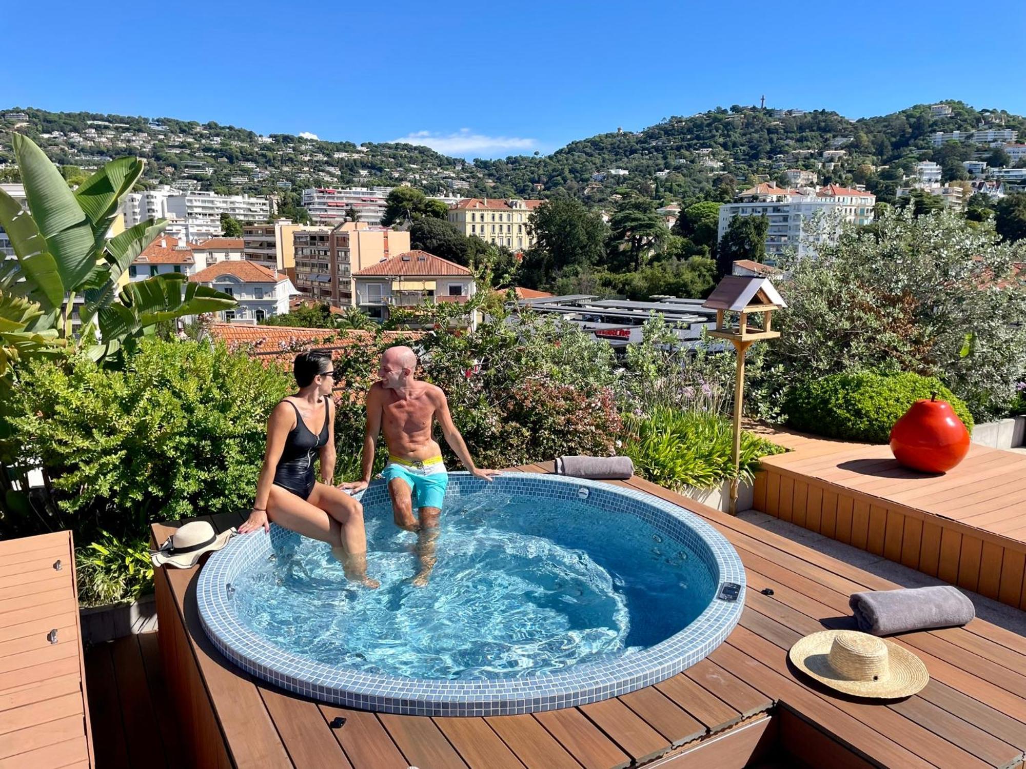 Best Western Premier Le Patio Des Artistes Wellness Jacuzzi Cannes Exterior photo